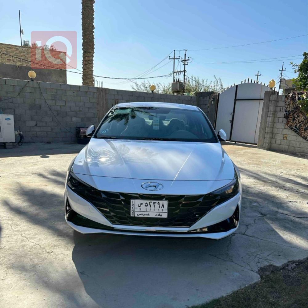 هیوندای ئەلەنترا